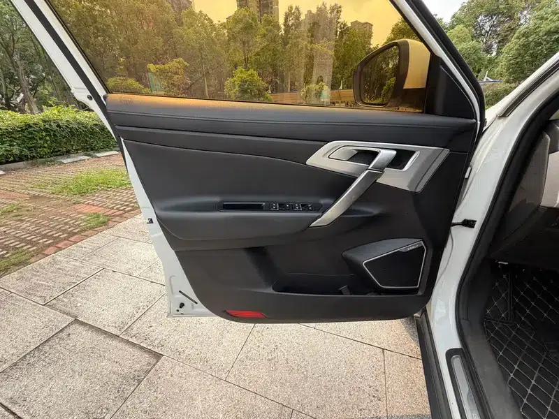 Geely Boyue 2016 1.8TD Automatic Intelligent Connectivity Model — миниатюра 11