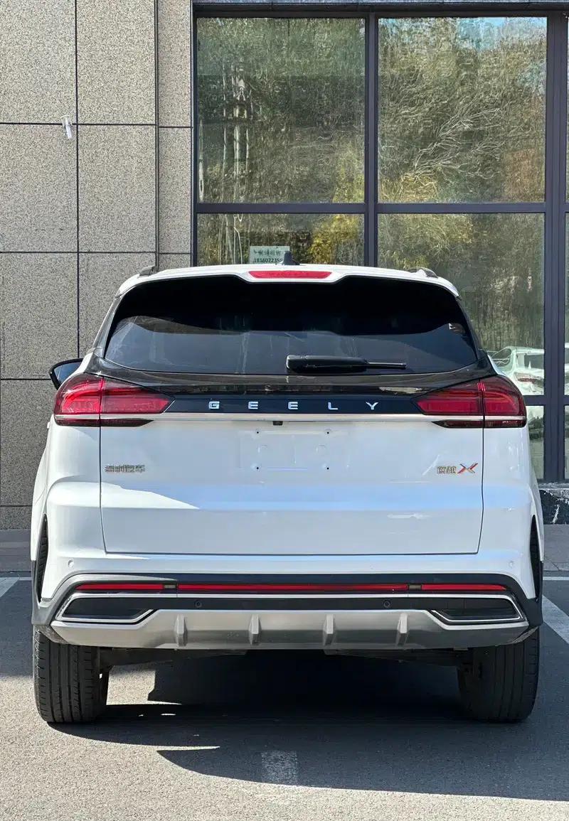 Geely Boyue 2022 Model Boyue X 1.8TD DCT Smart Connect Edition — миниатюра 5