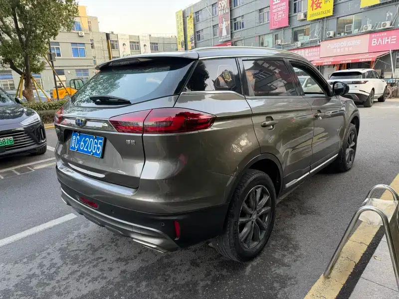 Geely Boyue 2018 1.8TD Automatic 2WD Smart Supreme Edition 4G Connected Version — миниатюра 6