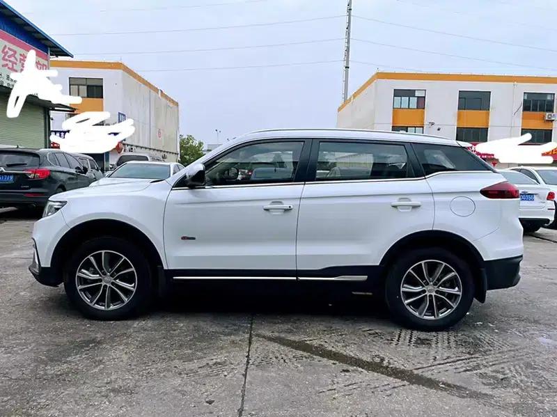 Geely Boyue 2018 1.8TD Automatic 2WD Intelligent Connected 4G Edition — миниатюра 4