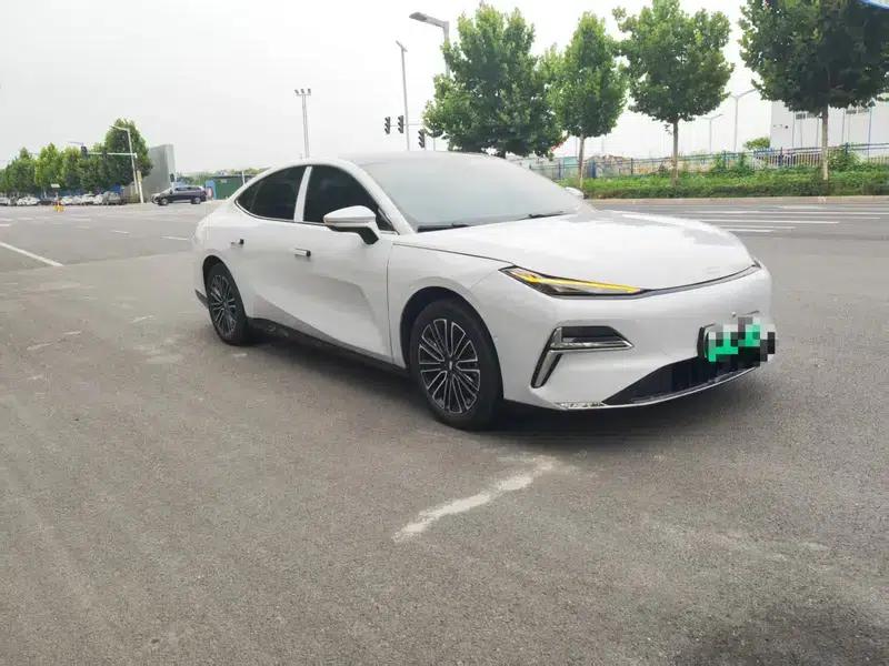 Galaxy Star 8 PHEV 2025 130km EM-i Premium Edition — миниатюра 3