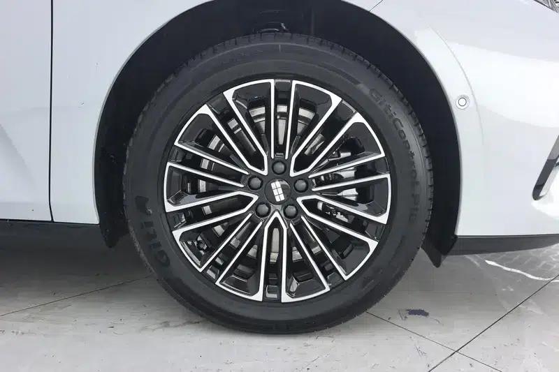 Galaxy Star 8 PHEV 2025 130km EM-i Premium Edition — миниатюра 8