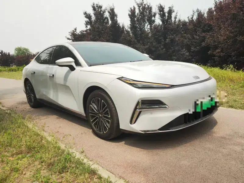 Galaxy Star 8 PHEV 2025 130km EM-i Premium Edition — миниатюра 3