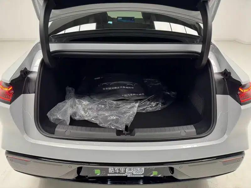 Galaxy Star 8 PHEV 2025 Model 130km EM-P Starship Edition — миниатюра 17