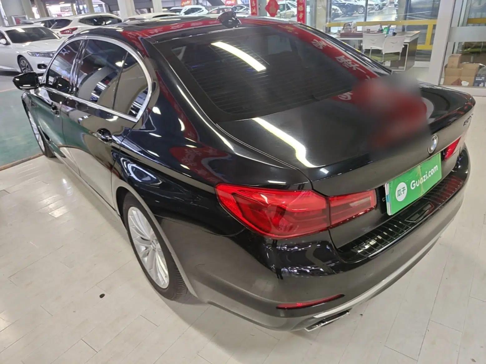 BMW 5 Series New Energy 2020 Mileage Upgrade Version 530Le Pioneer Edition — миниатюра 4