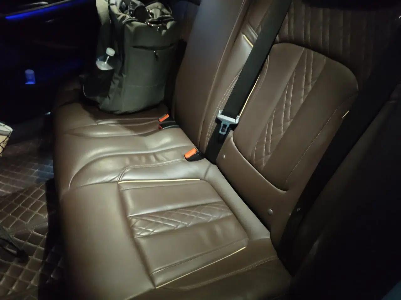 BMW 5 Series New Energy 2019 530Le Luxury Package — миниатюра 17