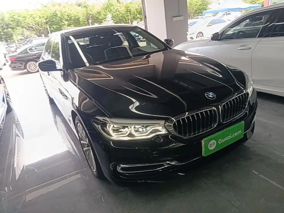BMW 5 Series New Energy 2019 Updated 530Le Pioneer Edition — миниатюра 3