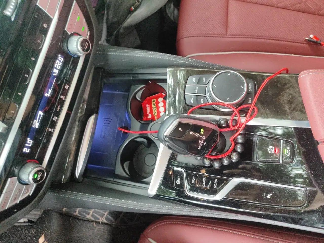 BMW 5 Series 2022 Second Facelift 525Li M Sport Package — миниатюра 14