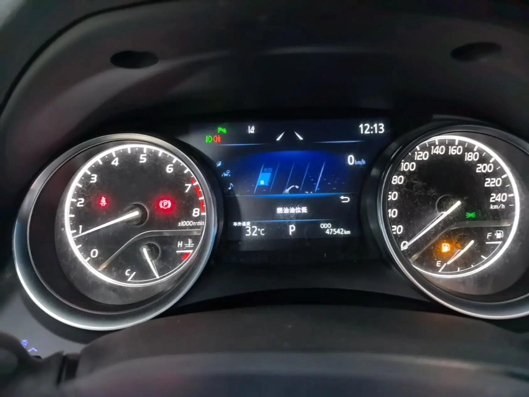 Toyota Camry 2021 2.0G Luxury Edition — миниатюра 19