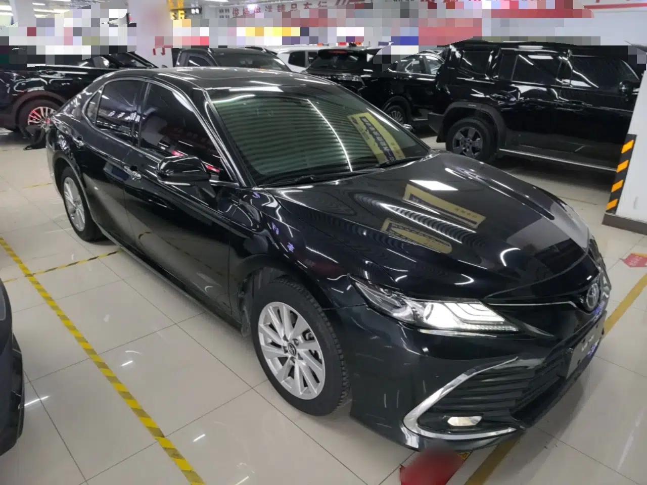 Toyota Camry 2021 2.0G Luxury Edition — миниатюра 3