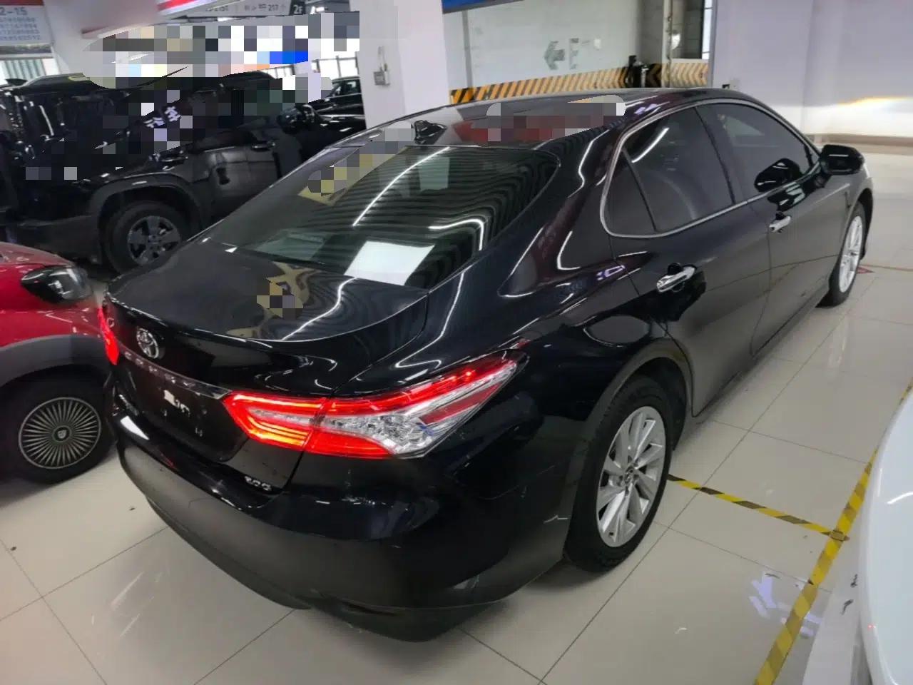 Toyota Camry 2021 2.0G Luxury Edition — миниатюра 6