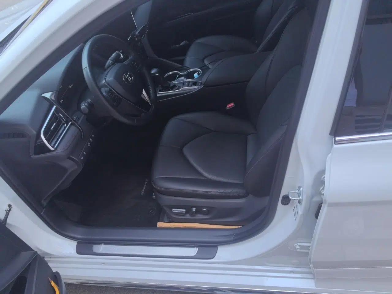Toyota Camry 2023 2.5G Luxury Edition — миниатюра 15