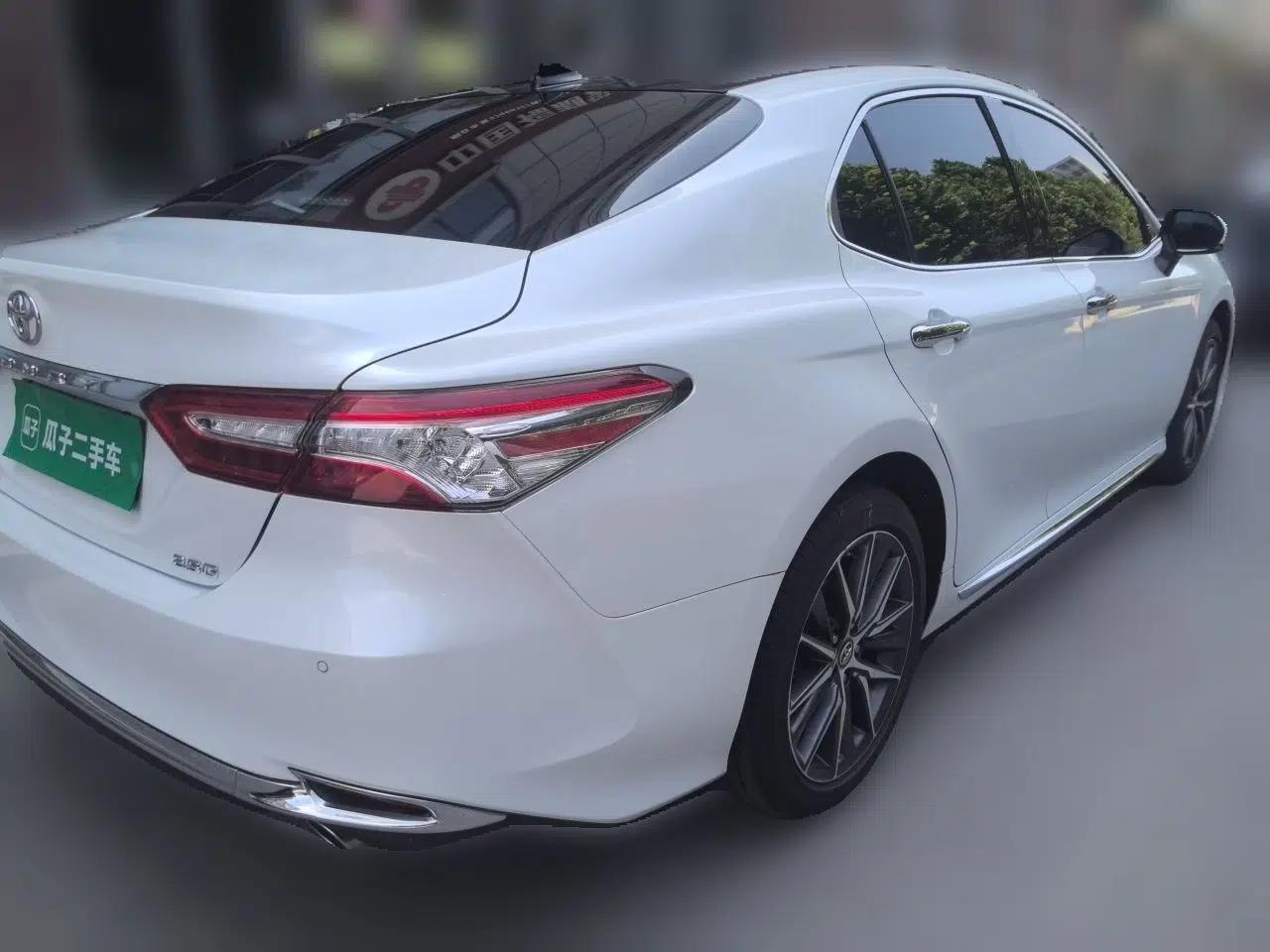 Toyota Camry 2023 2.5G Luxury Edition — миниатюра 6