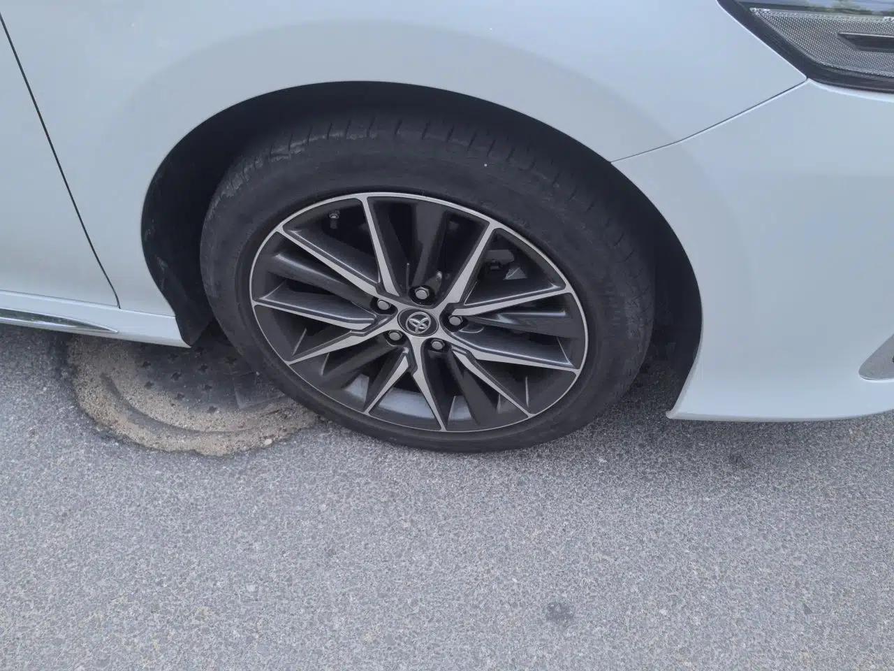 Toyota Camry 2023 2.5G Luxury Edition — миниатюра 8