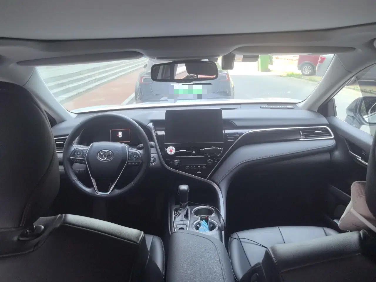 Toyota Camry 2023 2.5G Luxury Edition — миниатюра 9