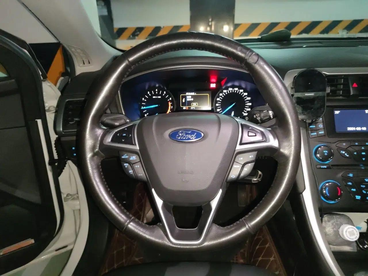 Ford Mondeo 2013 1.5L GTDi180 Fashion Edition — миниатюра 10