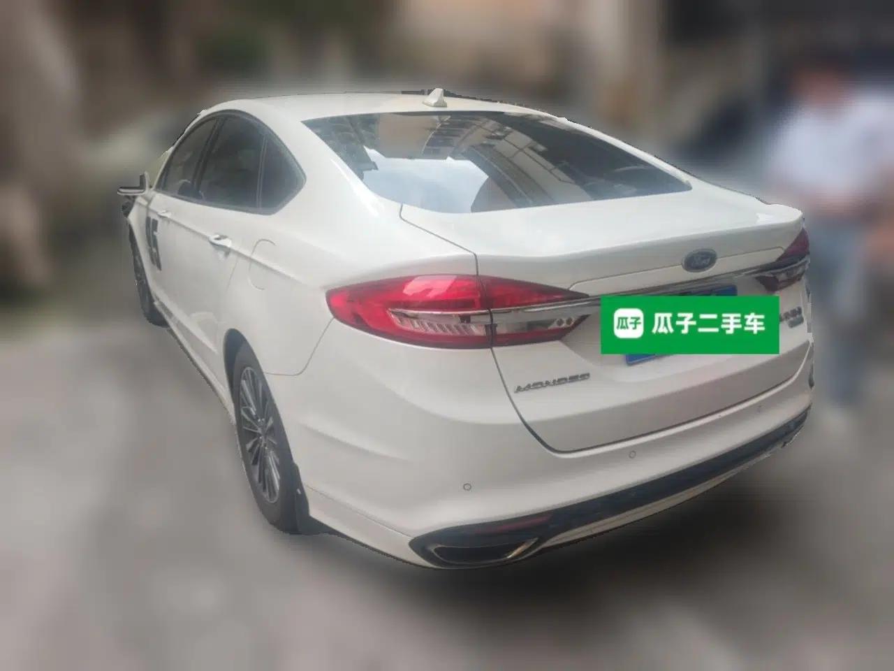Ford Mondeo 2017 EcoBoost 180 Luxury Model — миниатюра 4