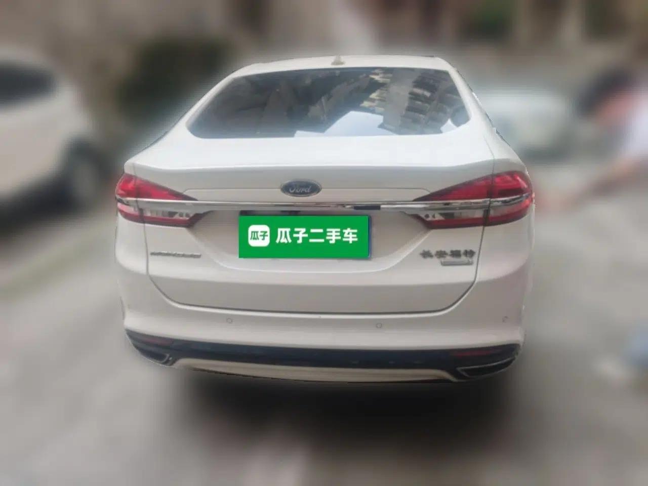 Ford Mondeo 2017 EcoBoost 180 Luxury Model — миниатюра 5