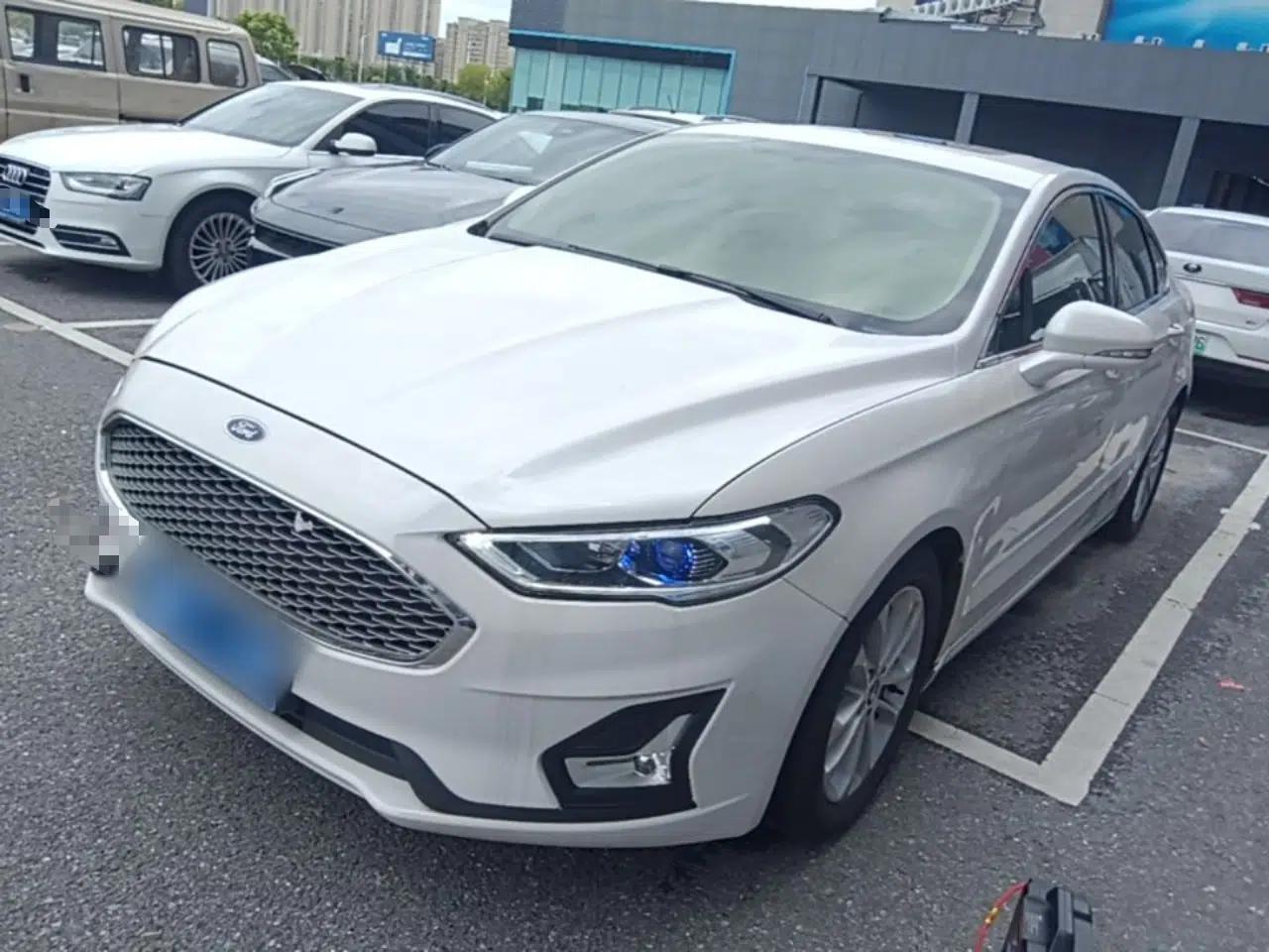 Ford Mondeo 2020 EcoBoost 180 Stylish Model — миниатюра 1
