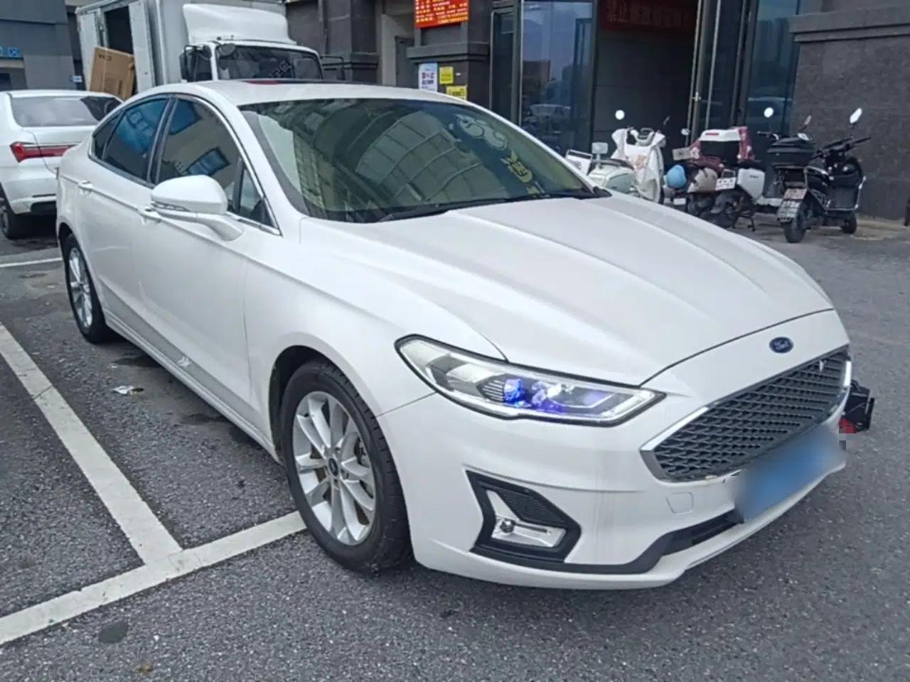 Ford Mondeo 2020 EcoBoost 180 Stylish Model — миниатюра 3