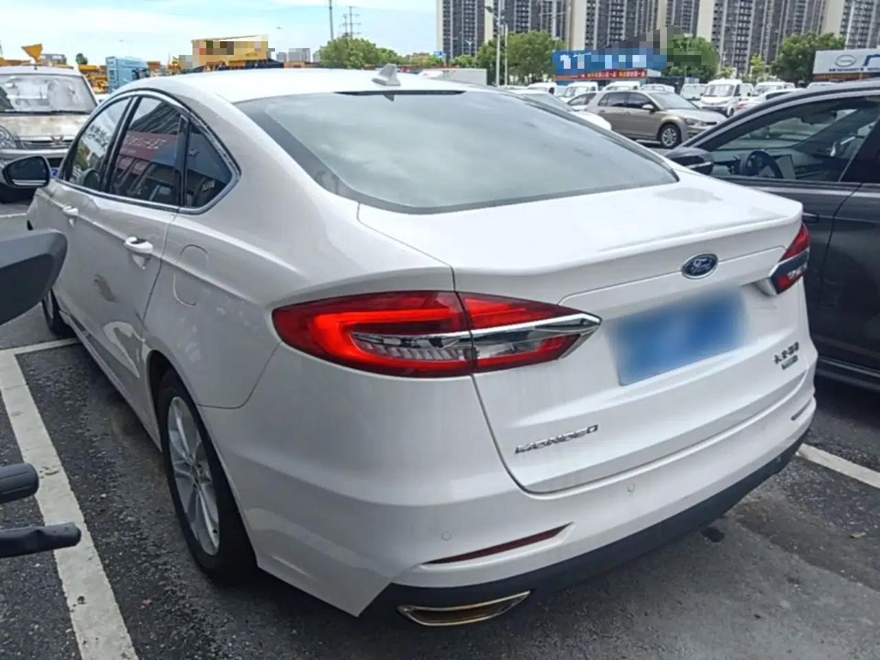 Ford Mondeo 2020 EcoBoost 180 Stylish Model — миниатюра 4