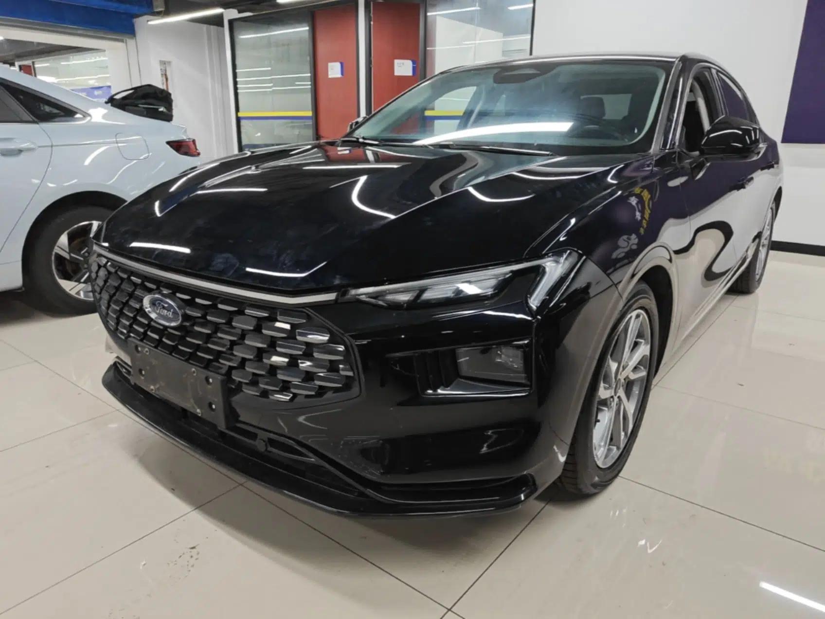 Ford Mondeo 2022 Restyled EcoBoost 245 Luxury Version — миниатюра 1