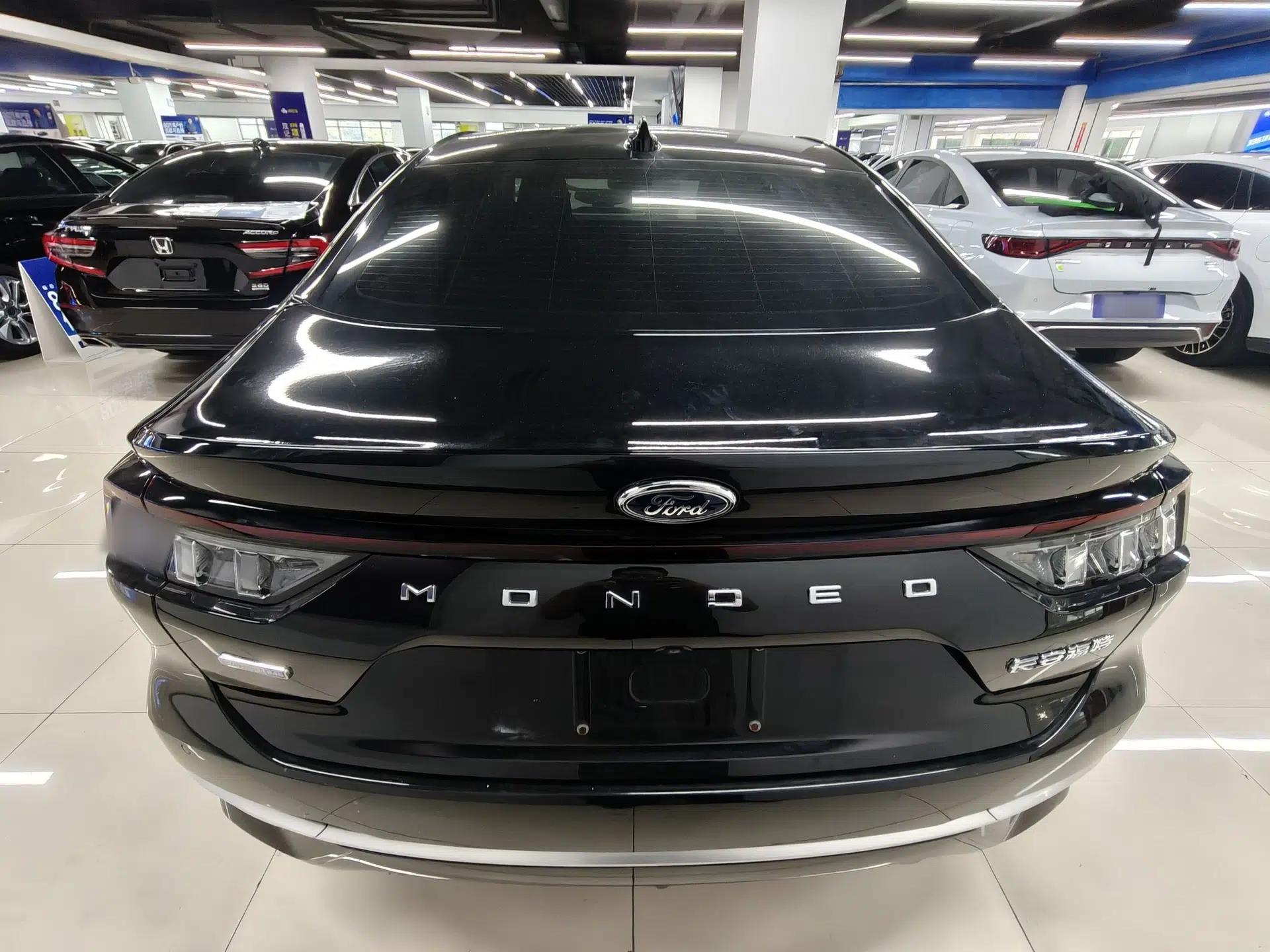 Ford Mondeo 2022 Restyled EcoBoost 245 Luxury Version — миниатюра 5