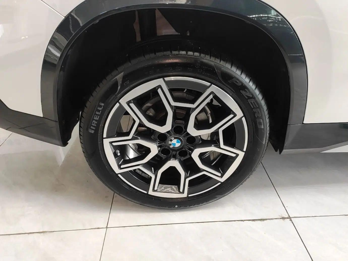 BMW X1 2023 sDrive25Li X Design Package — миниатюра 11