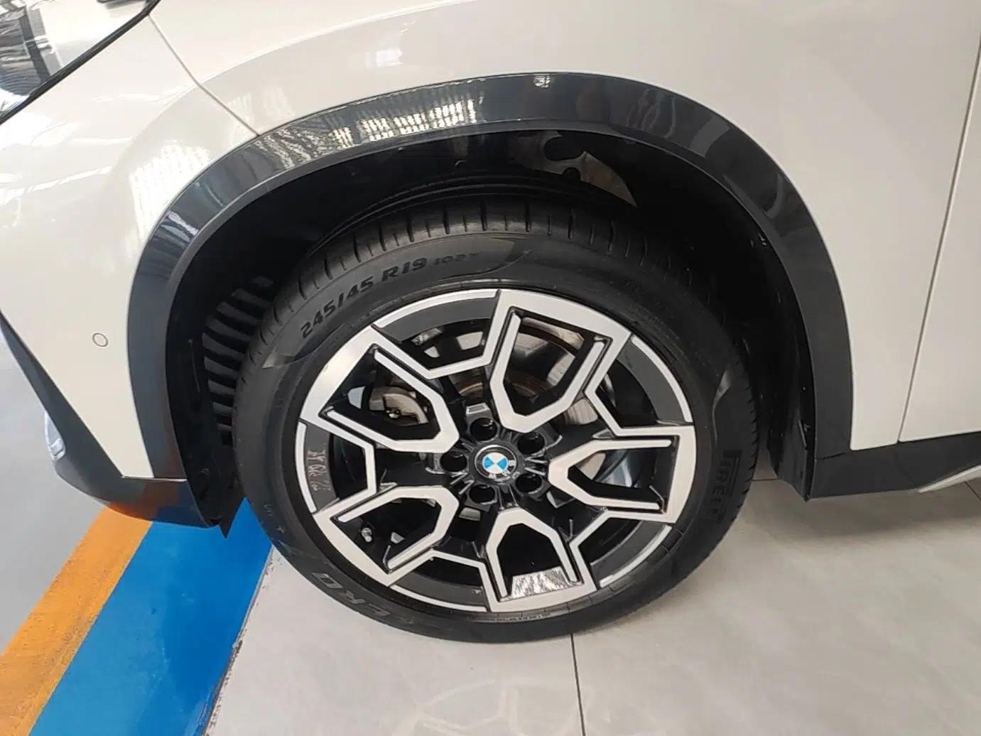 BMW X1 2023 sDrive25Li X Design Package — миниатюра 10
