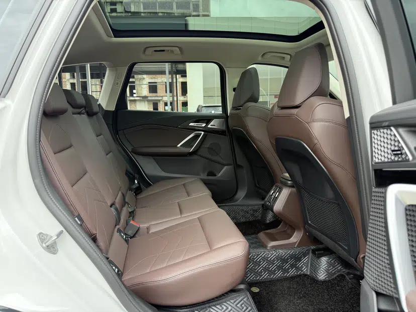BMW X1 2024 sDrive25Li X Design Package — миниатюра 19