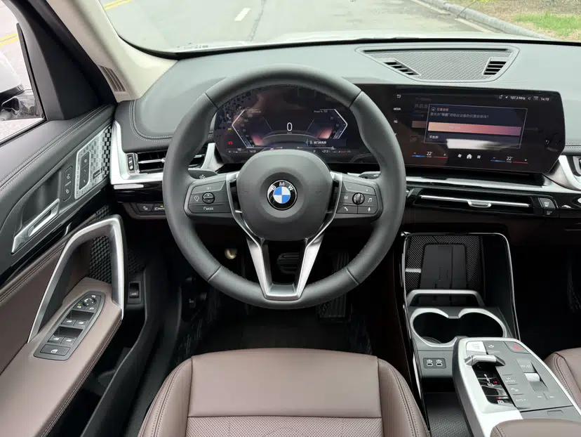 BMW X1 2024 sDrive25Li X Design Package — миниатюра 7