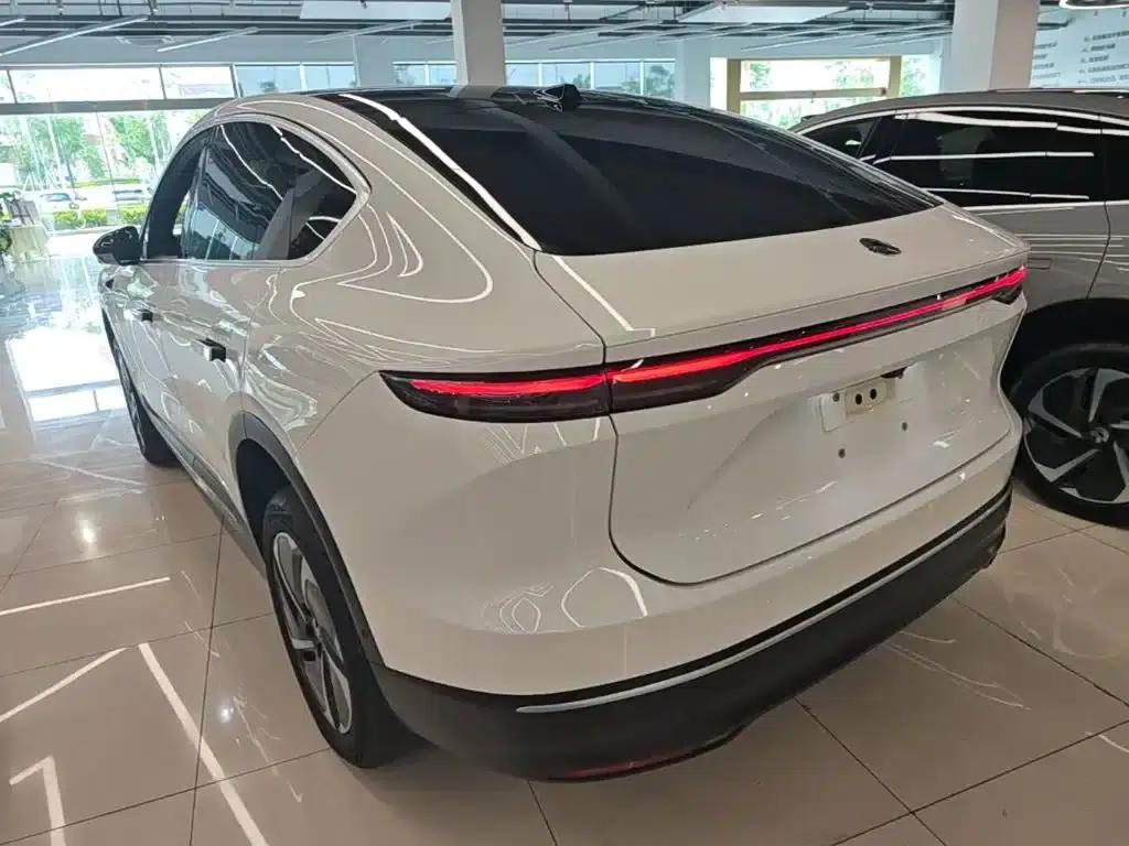 NIO EC7 2023 model 75kWh — миниатюра 5