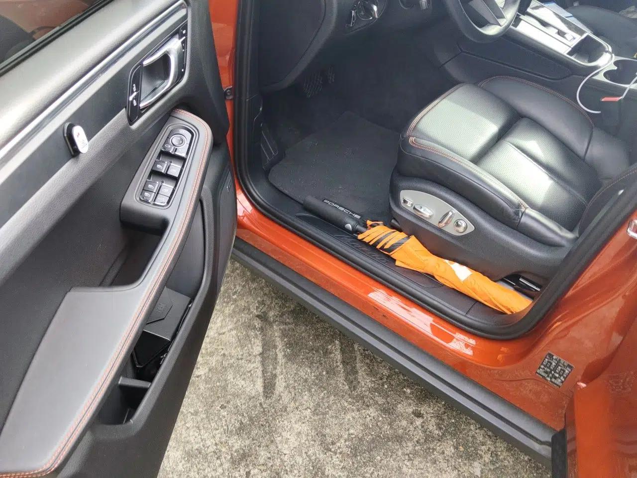 Porsche Macan Parallel-imported Porsche Macan 2021 model, 2.0-liter automatic, five-seater — миниатюра 16