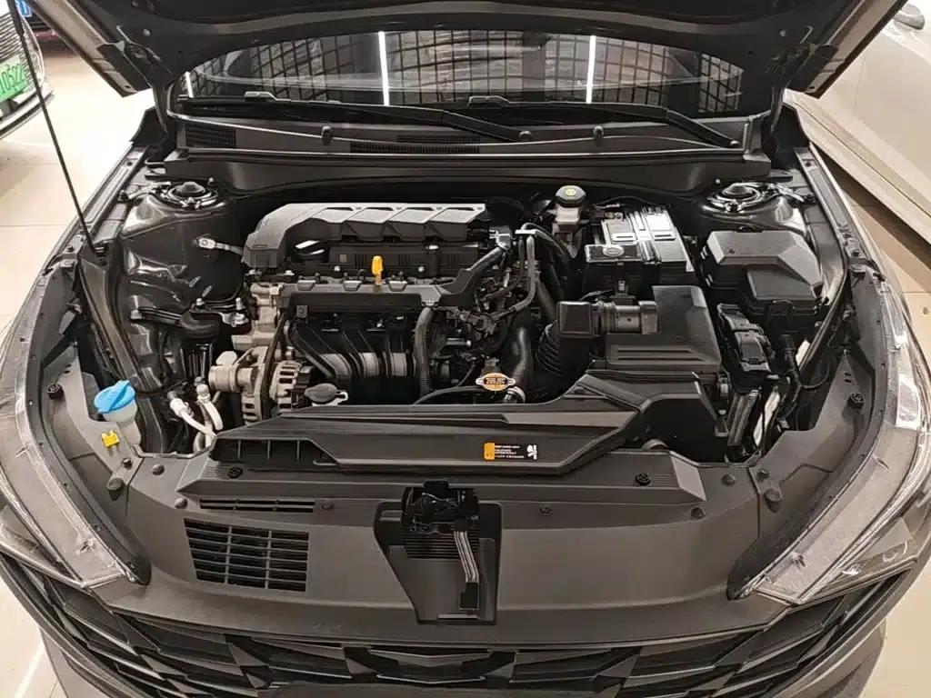 Hyundai Elantra 2022 1.5L CVT 20th Anniversary Edition — миниатюра 20