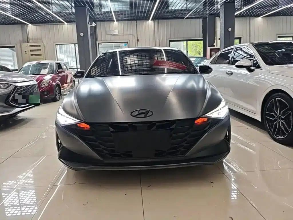 Hyundai Elantra 2022 1.5L CVT 20th Anniversary Edition — миниатюра 3