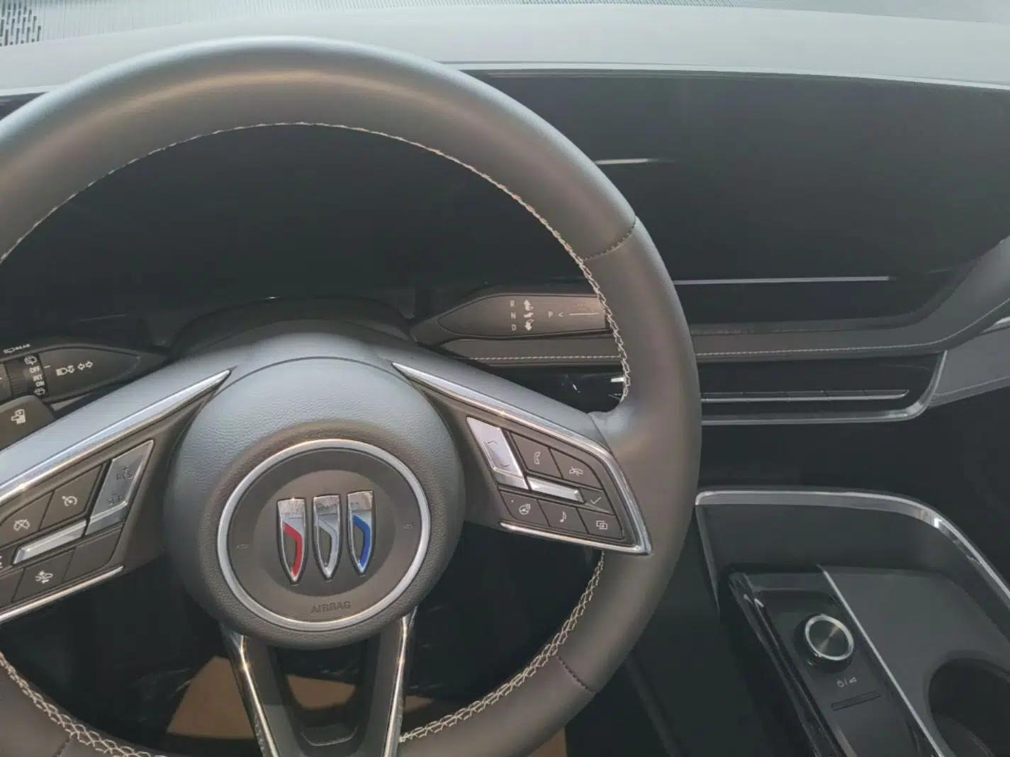 Buick E5 2025 Model 620KM Prestige Edition — миниатюра 16