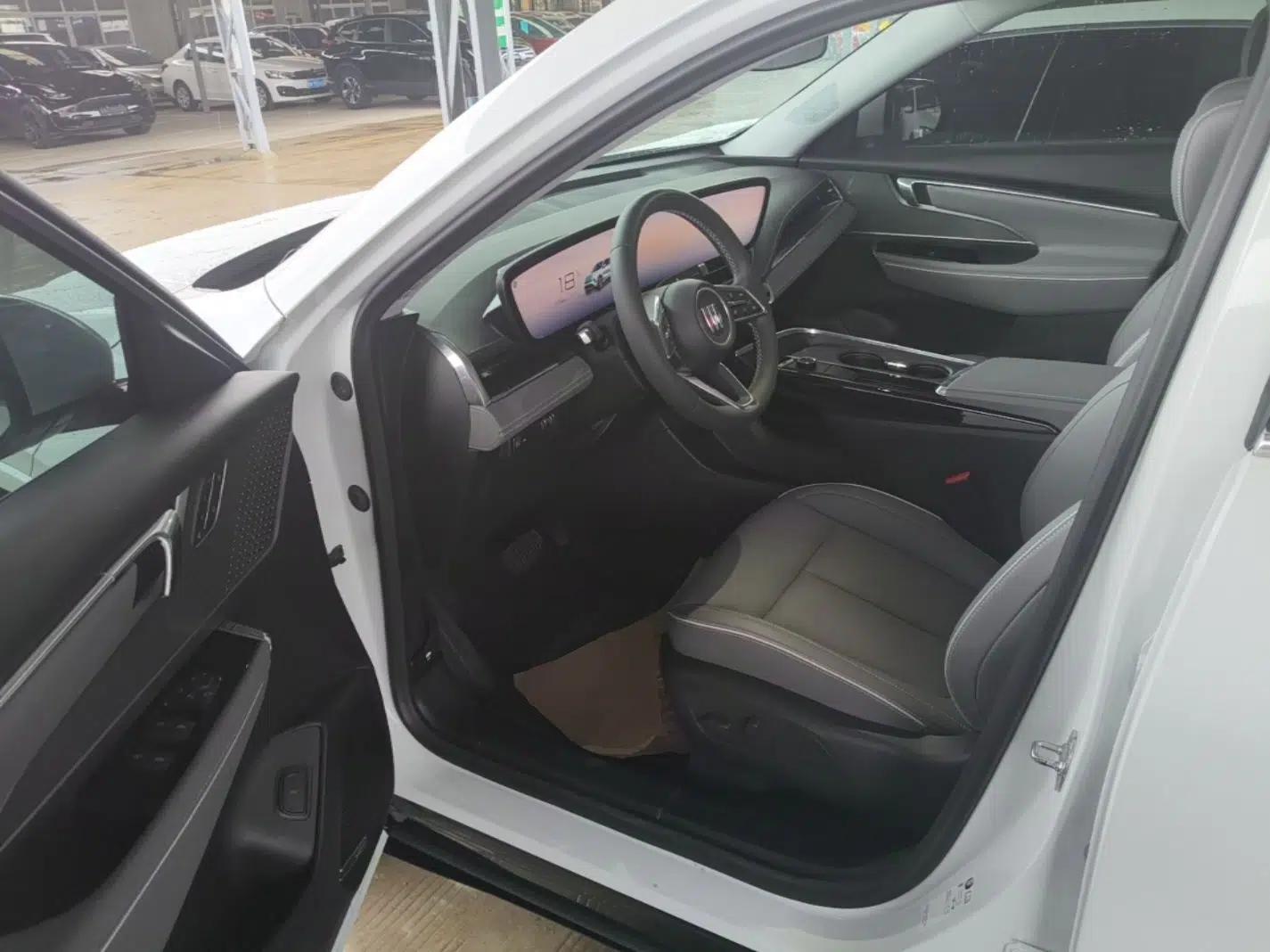 Buick E5 2025 Model 620KM Prestige Edition — миниатюра 18
