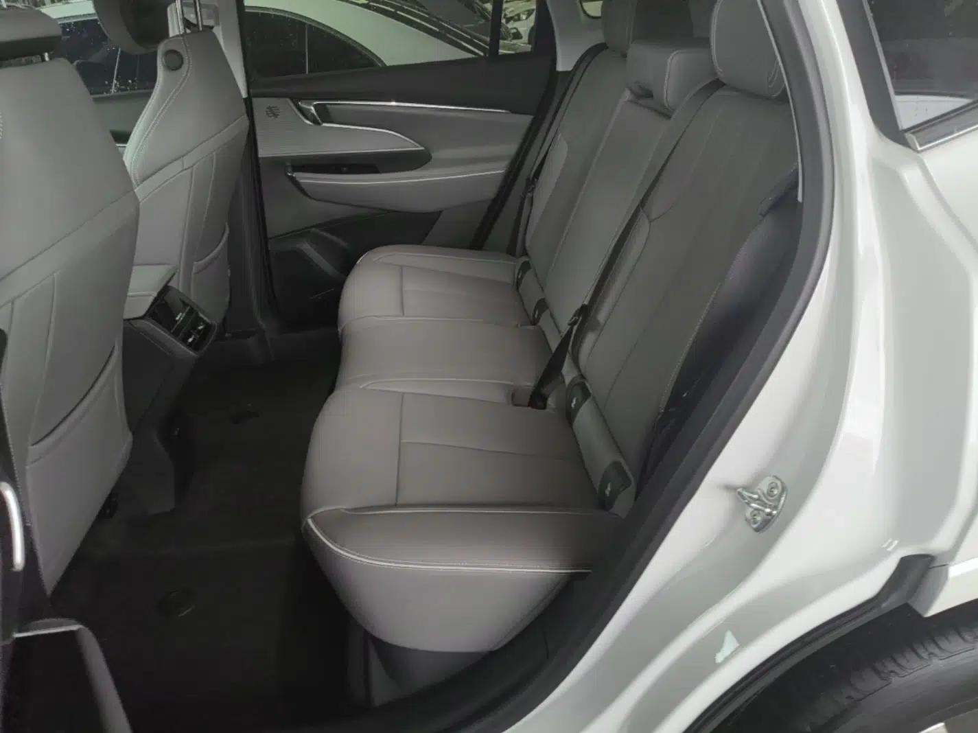 Buick E5 2025 Model 620KM Prestige Edition — миниатюра 20