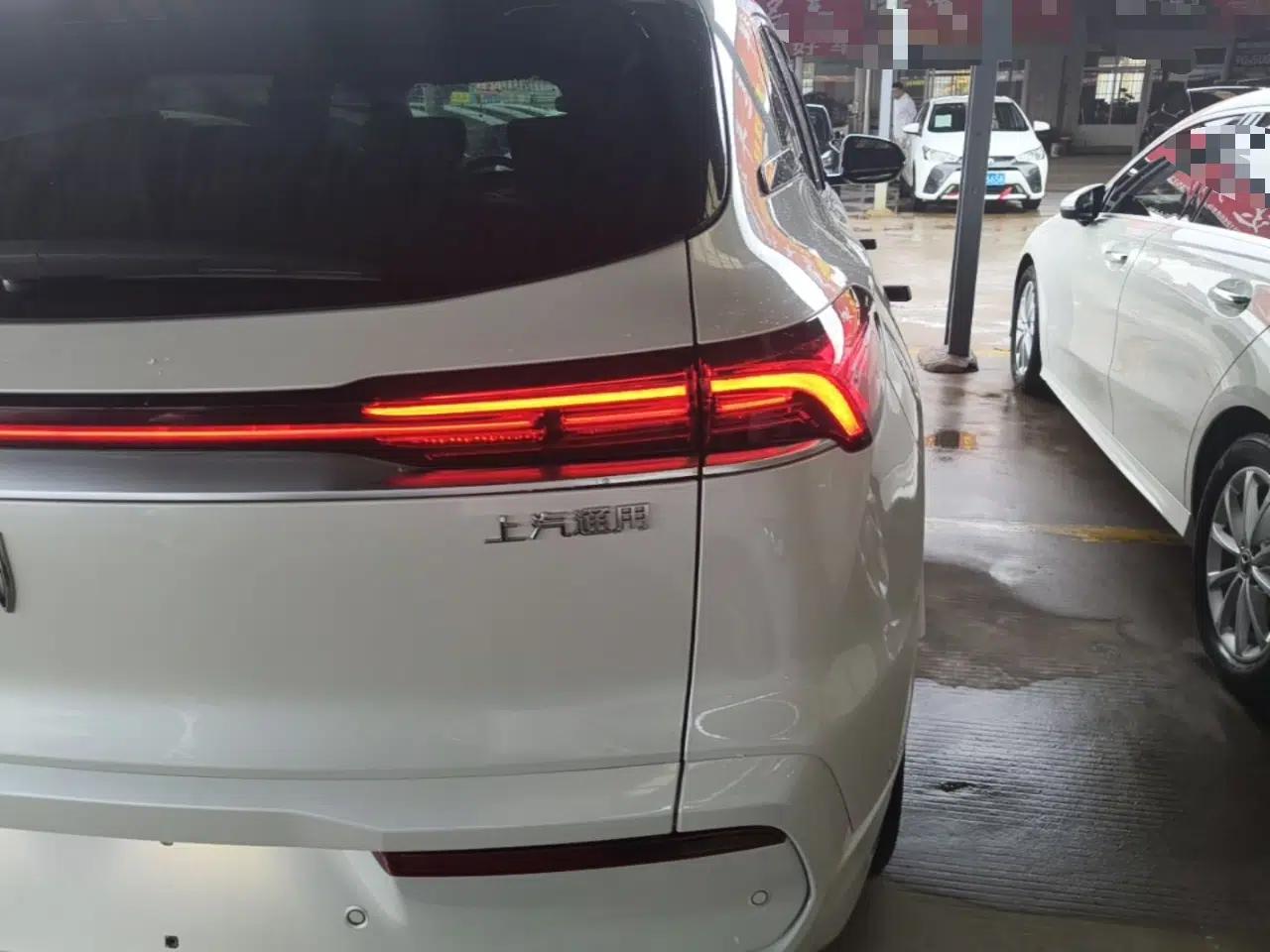 Buick E5 2025 Model 620KM Prestige Edition — миниатюра 9