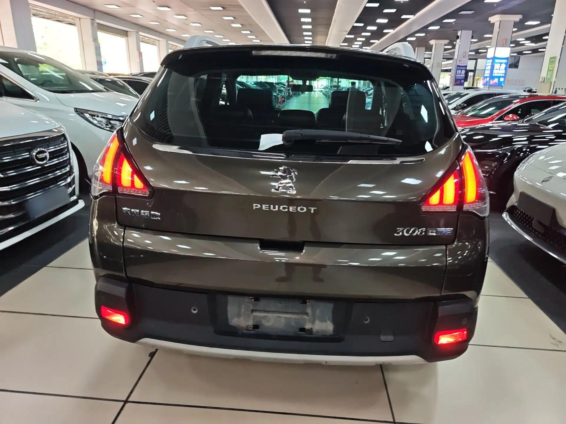 Peugeot 3008 2016 1.6THP Automatic Classic Edition — миниатюра 5