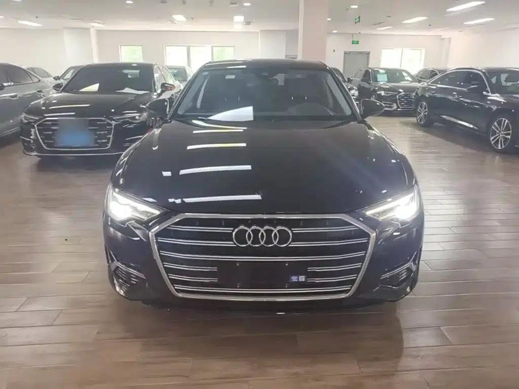 Audi A6L 2023 Facelift 40 TFSI Luxury Elegance — миниатюра 3