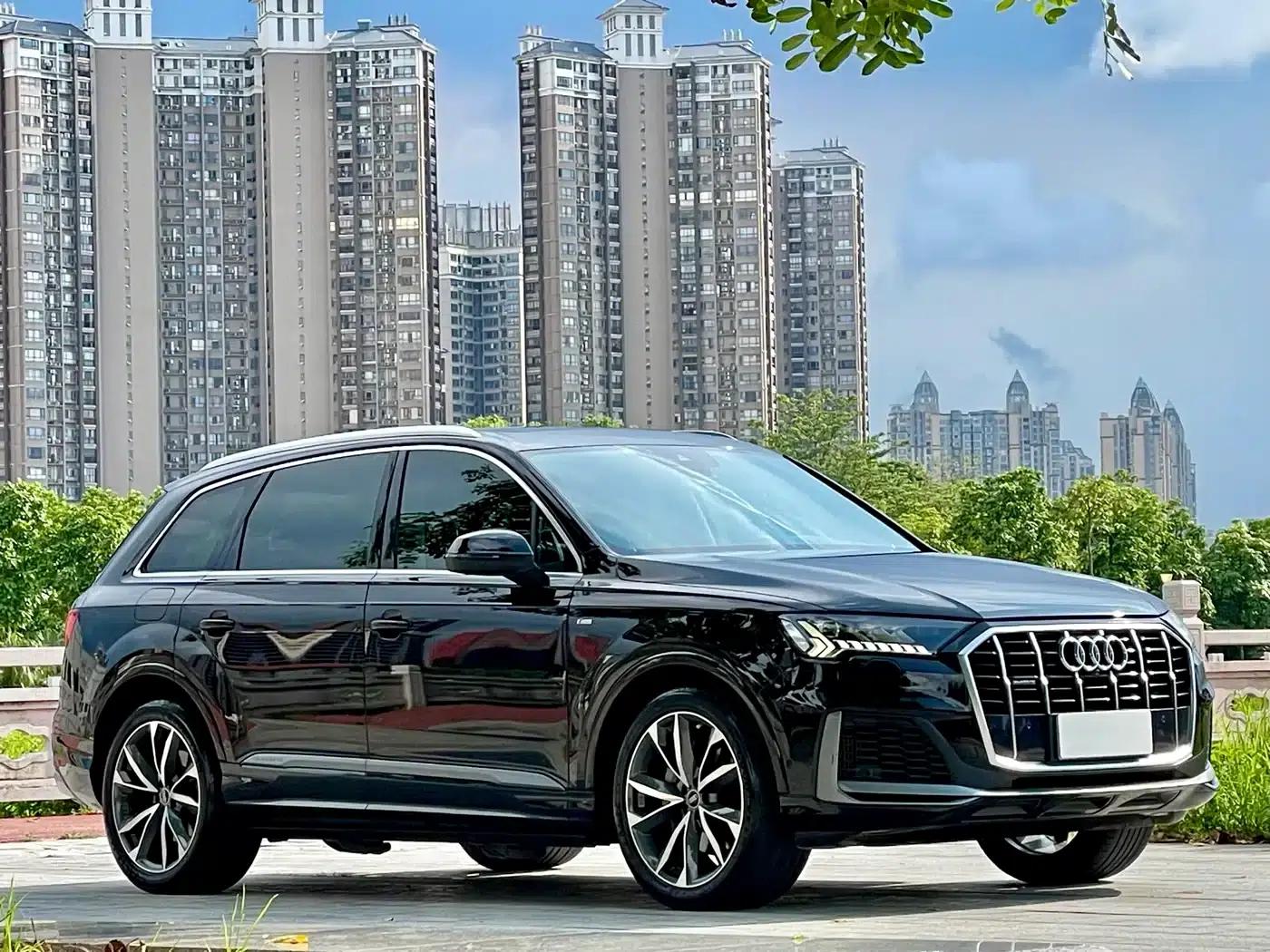 Audi Q7 2021 55 TFSI quattro S line Sport — миниатюра 3