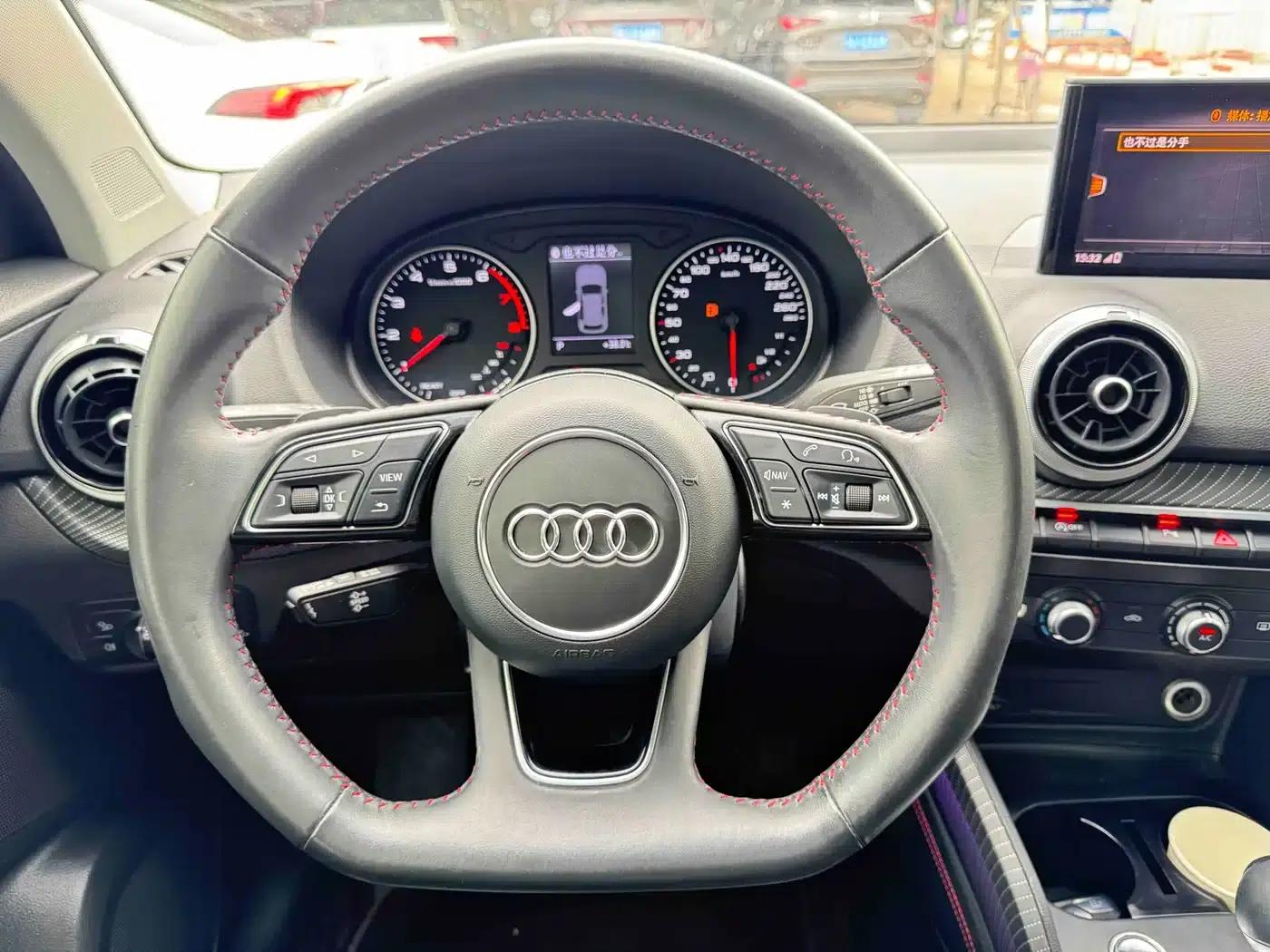Audi Q2L 2022 35 TFSI Progressive Dynamic Edition — миниатюра 13