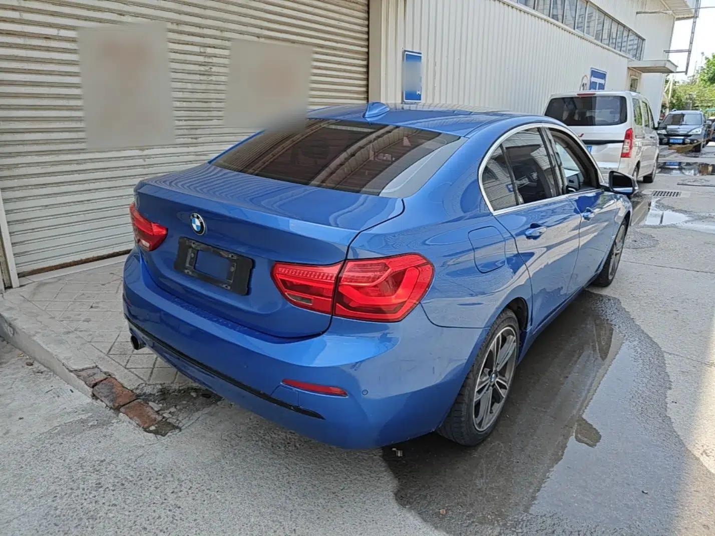 BMW 1 Series 2018 118i Sport Edition — миниатюра 6
