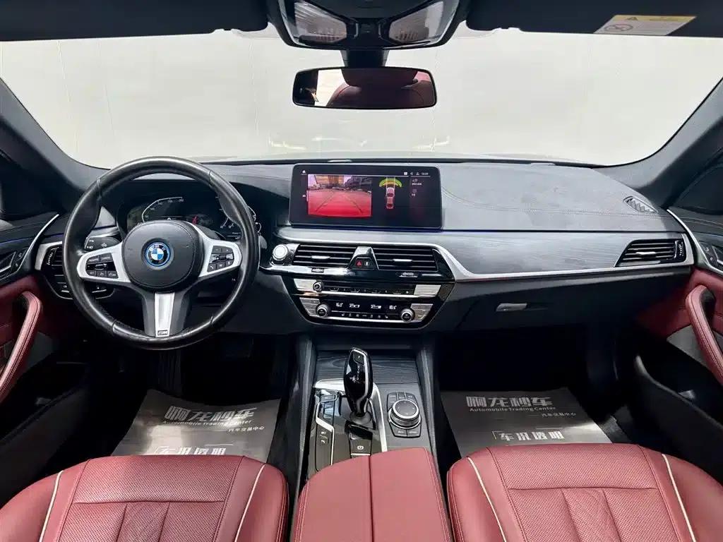 BMW 5 Series PHEV 2022 Facelift 535Le M Sport Package — миниатюра 6