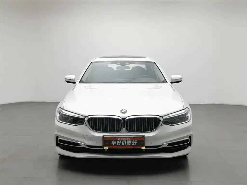 BMW 5 Series PHEV 2020 Mileage Upgrade Edition 530Le Luxury Package — миниатюра 3