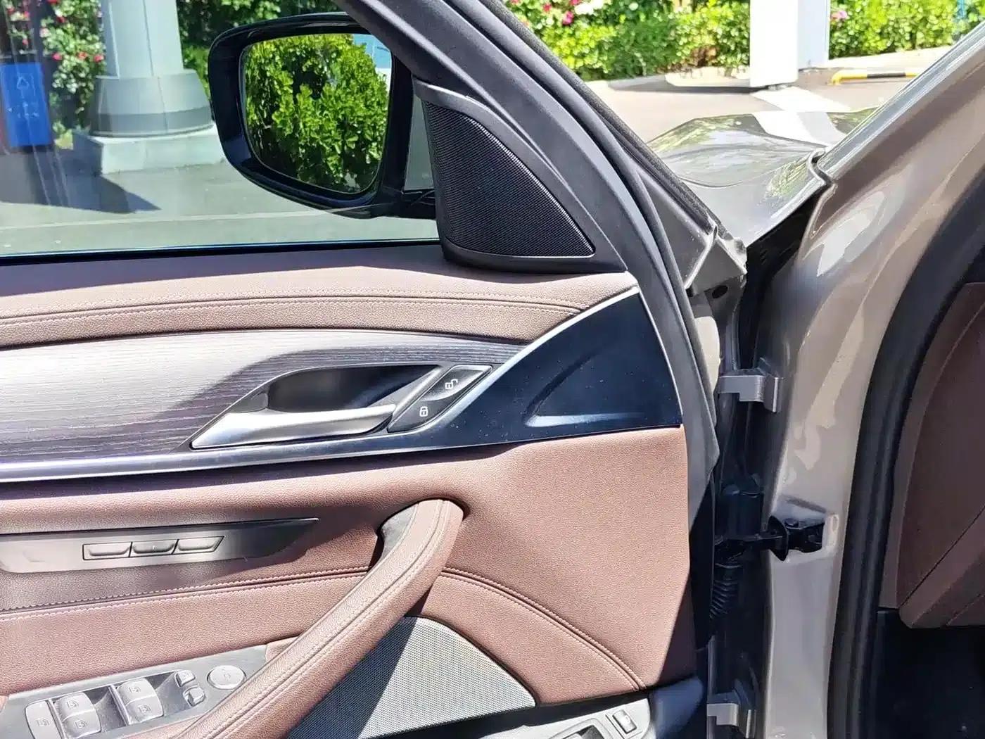 BMW 5 Series PHEV 2021 Facelift 535Le M Sport Package — миниатюра 14
