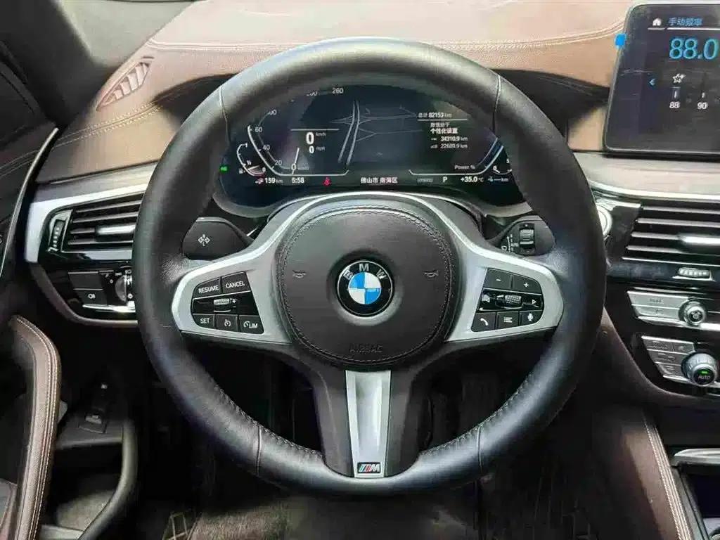BMW 5 Series PHEV 2021 535Le M Sport Package — миниатюра 6