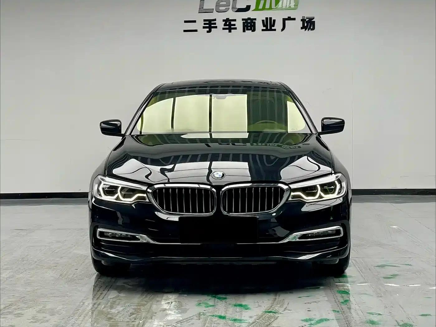 BMW 5 Series PHEV 2019 530Le Pioneer Edition — миниатюра 2