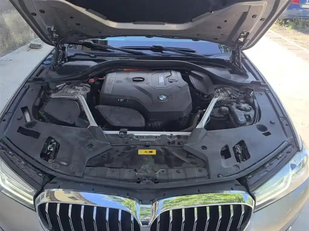 BMW 5 Series PHEV 2022 535Le Luxury Package — миниатюра 16